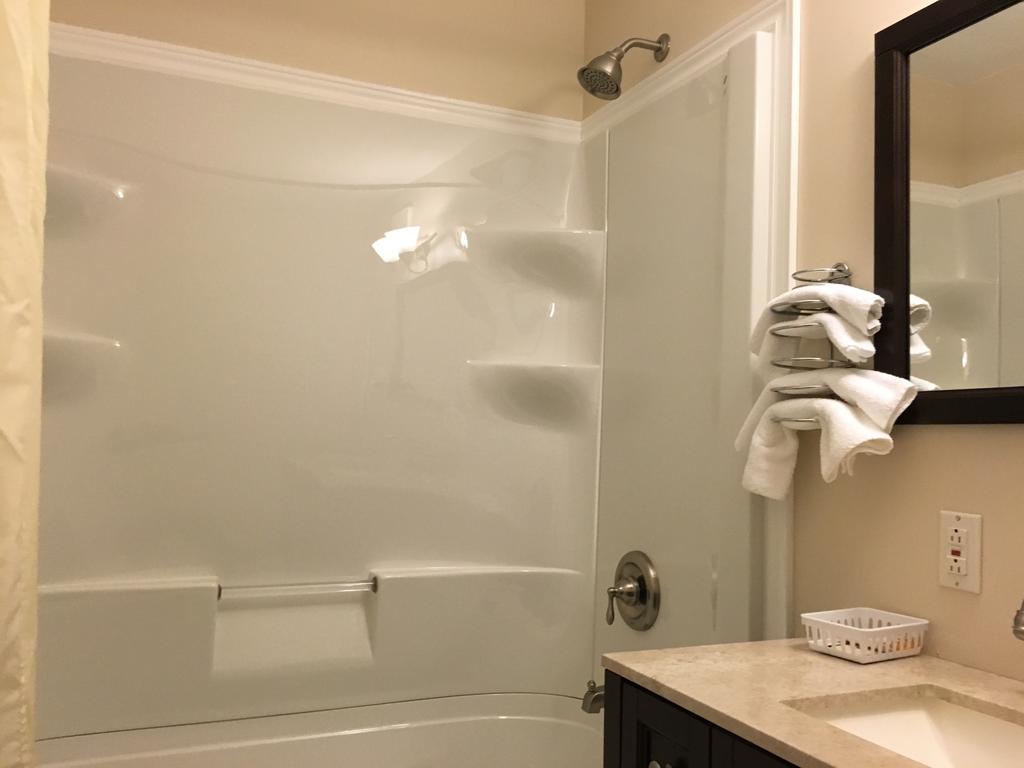 Airport Inn Fredericton Room photo