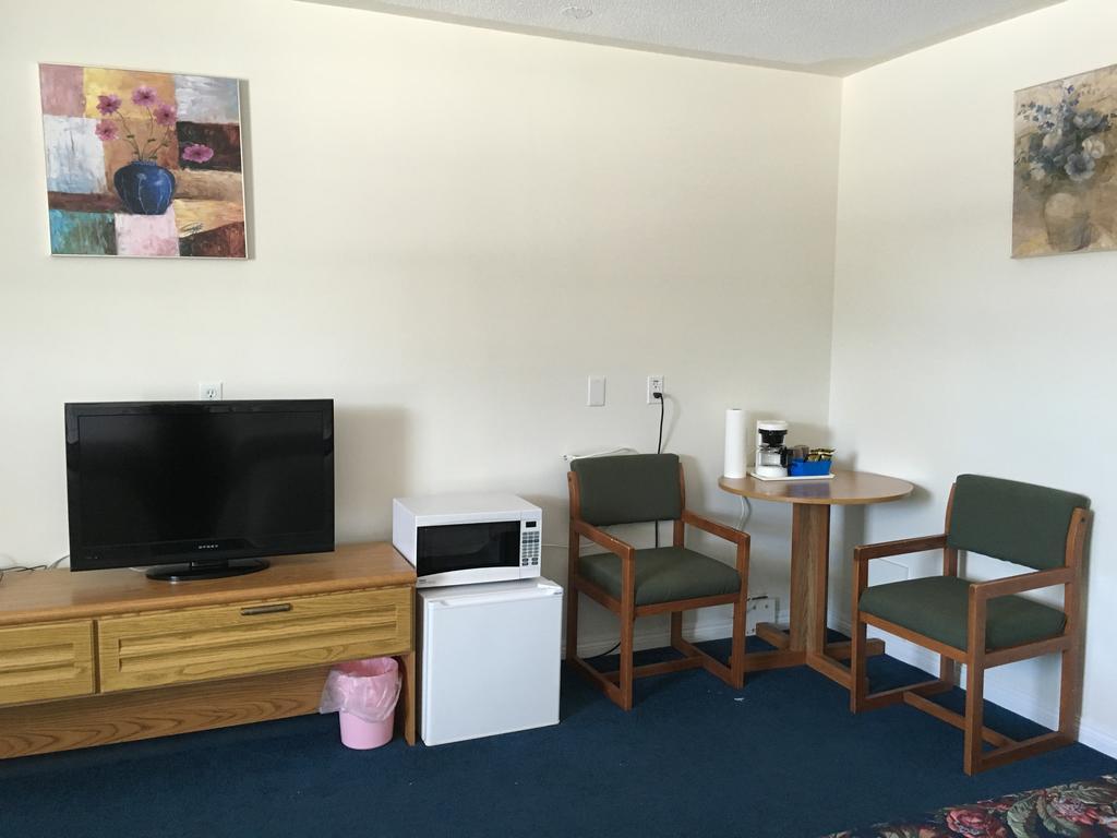 Airport Inn Fredericton Room photo